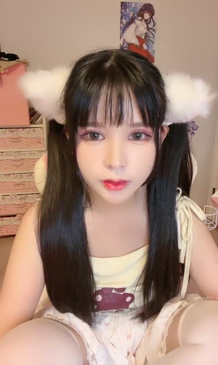 ❤️网红瓜曝光，抖音二次元卡哇伊高颜美少女【小九酱】隐私泄密，美鲍美菊道具紫薇，撸点很高