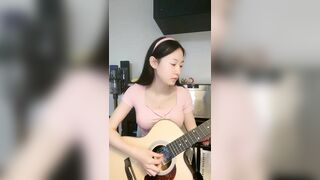 大学生下海！音乐系顶尖素颜女神~【学生妹妹】道具自慰~爽，极品极品，清纯指数爆表，喷血推荐（2）