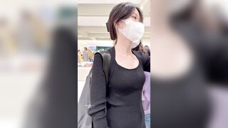 抄底极品曼妙身材包臀裙女神 天仙气质都溢出屏幕了 白色小内内 王思聪见了都要跪下舔 真的顶