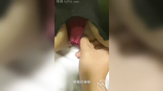 海神侄子爆肏嫂子5.0 宝宝在傍边看着妈妈被肏 宝宝乖喔~太深了好舒服~已经到了好几次受不了 嫂子求饶口爆